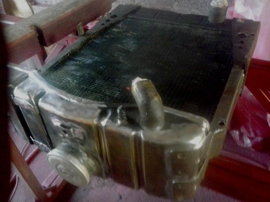 Restaurierung IHC McCormick D324 Farmall Baujahr 1956 - International