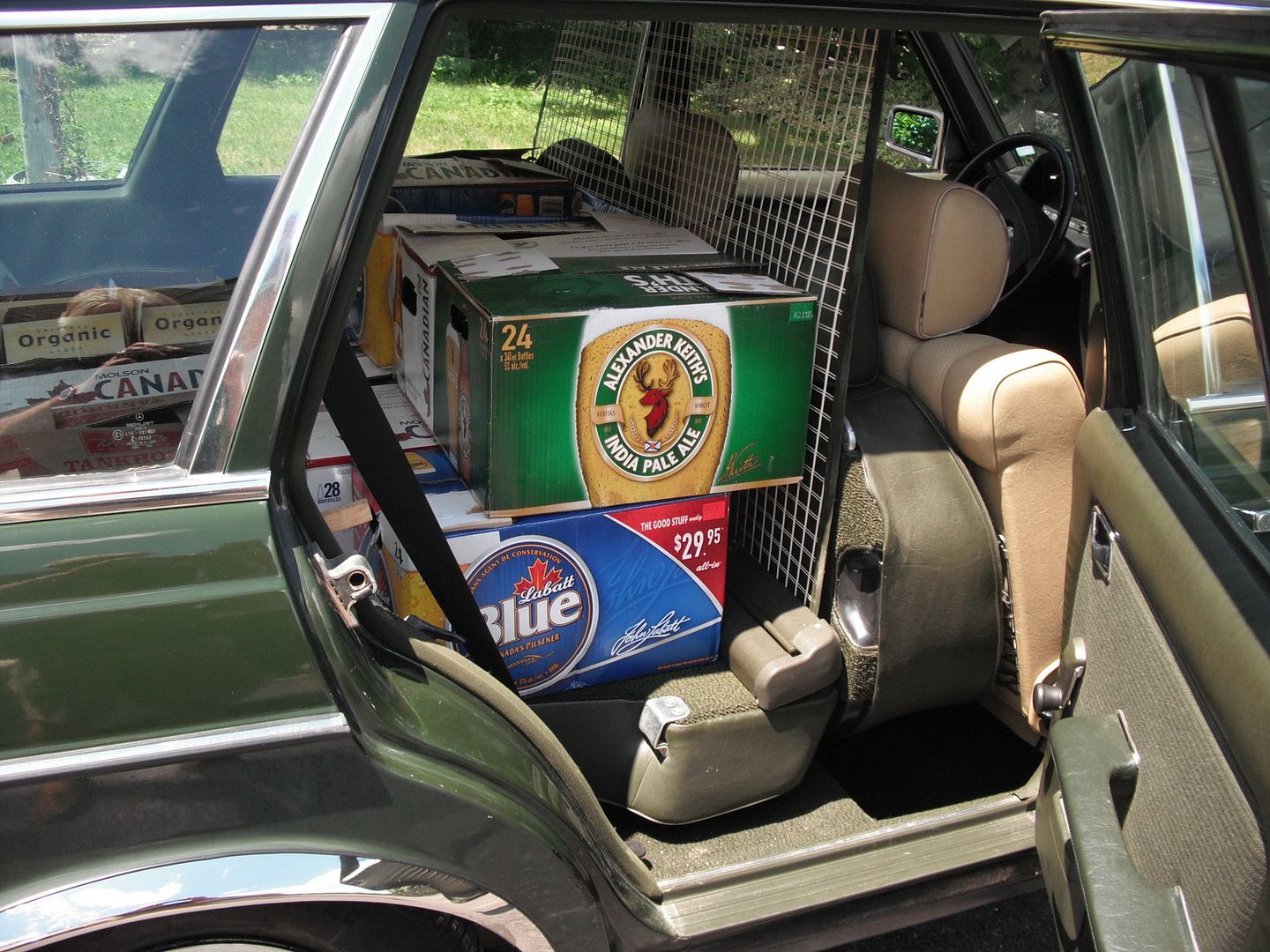 Removal of w123 Wagon rear headrests MercedesBenz Forum