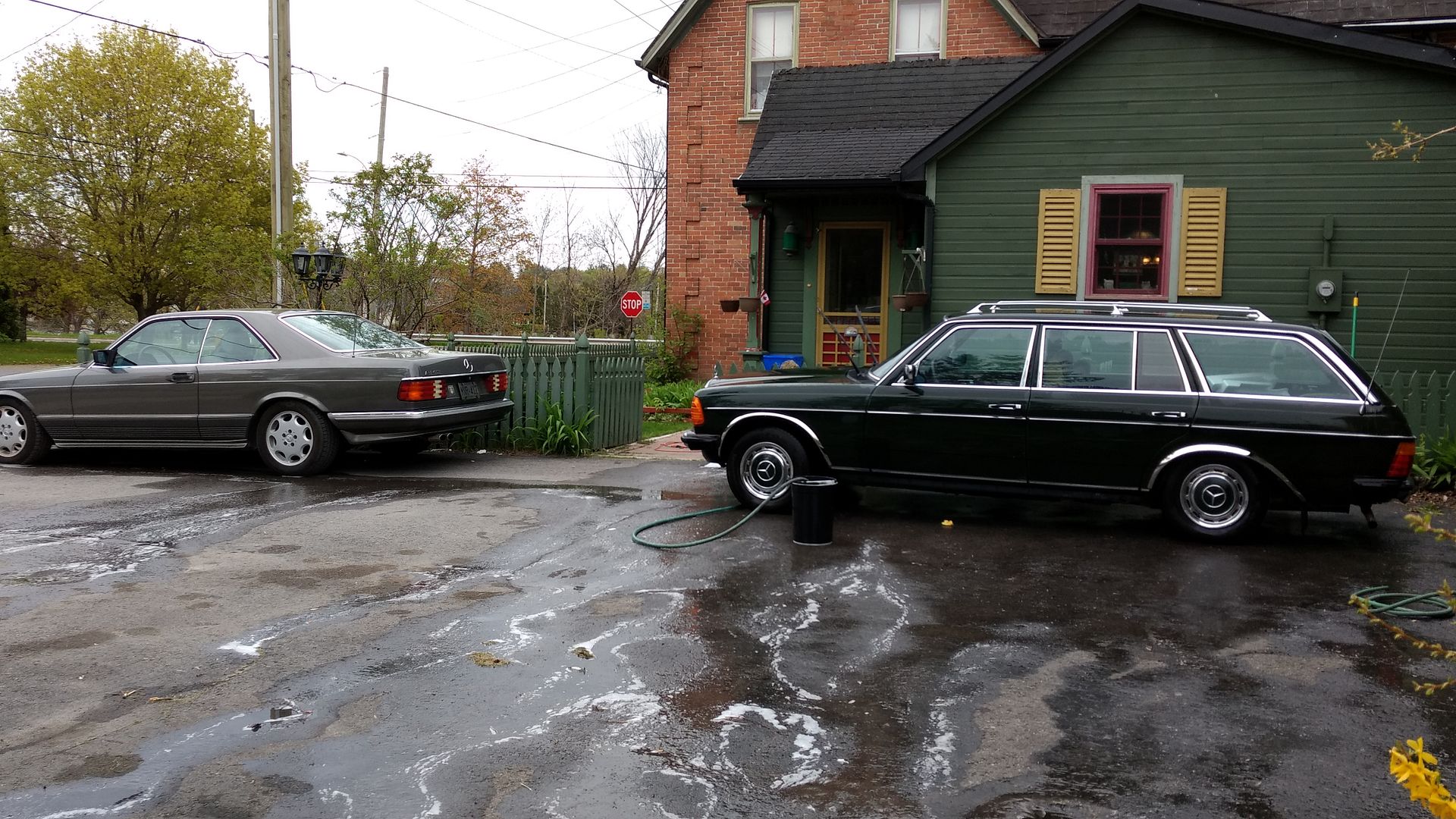 Removal of w123 Wagon rear headrests MercedesBenz Forum