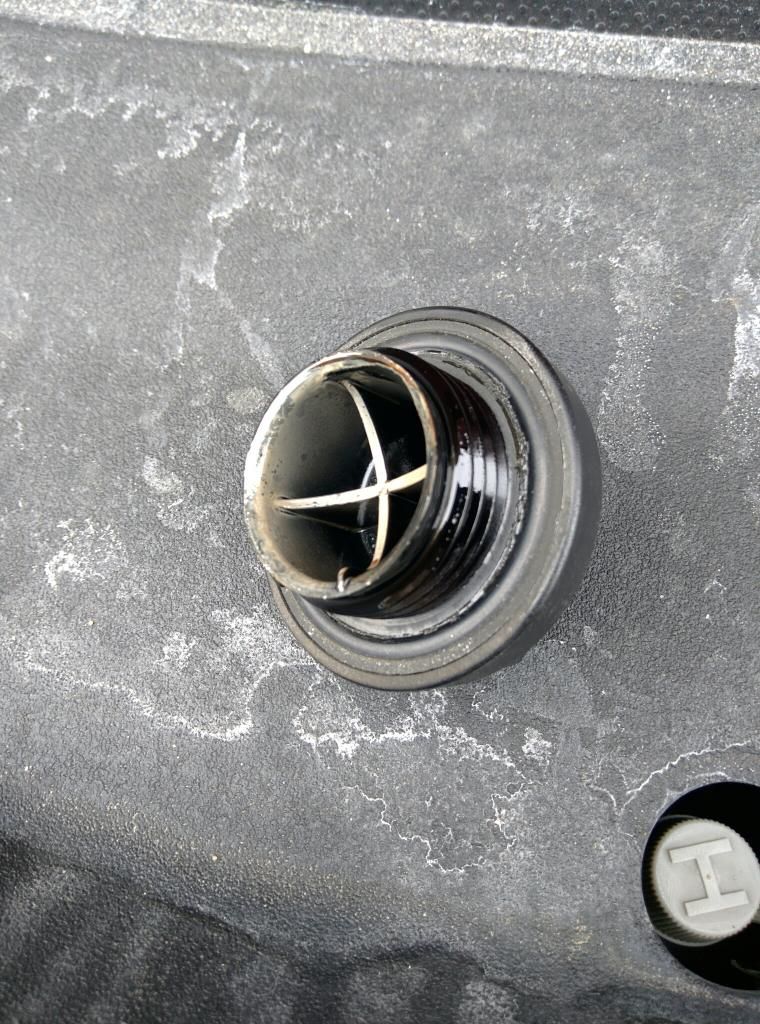 White gunk under my oil cap Toyota 4Runner Forum Largest 4Runner Forum