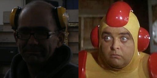 lotalien2.jpg