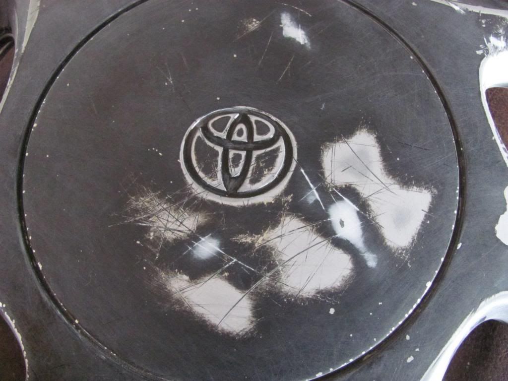 Plastic Hubcap Restore and Paint using Duplicolor • How to Paint Your