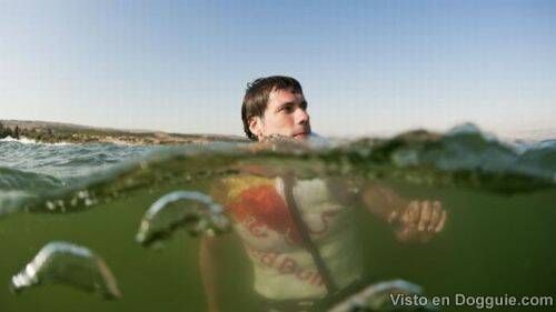 Maciek Kozierski, Pria yang Mampu Berjalan di Atas Air 1