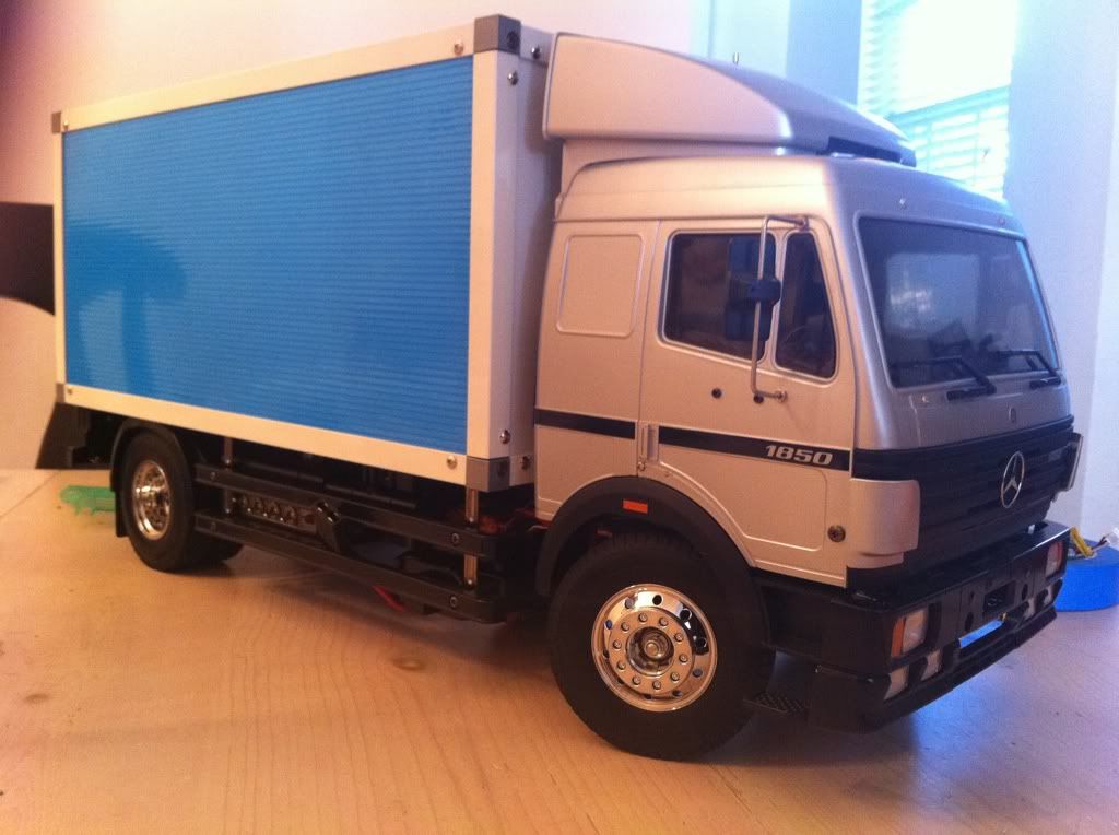tamiya mercedes benz 1850l